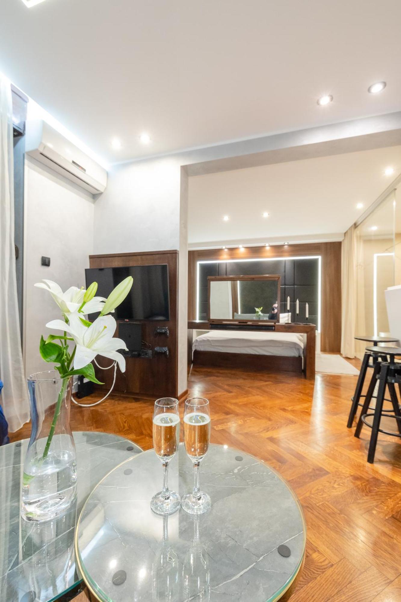 Onyx Luxury Apartments Beograd Eksteriør billede